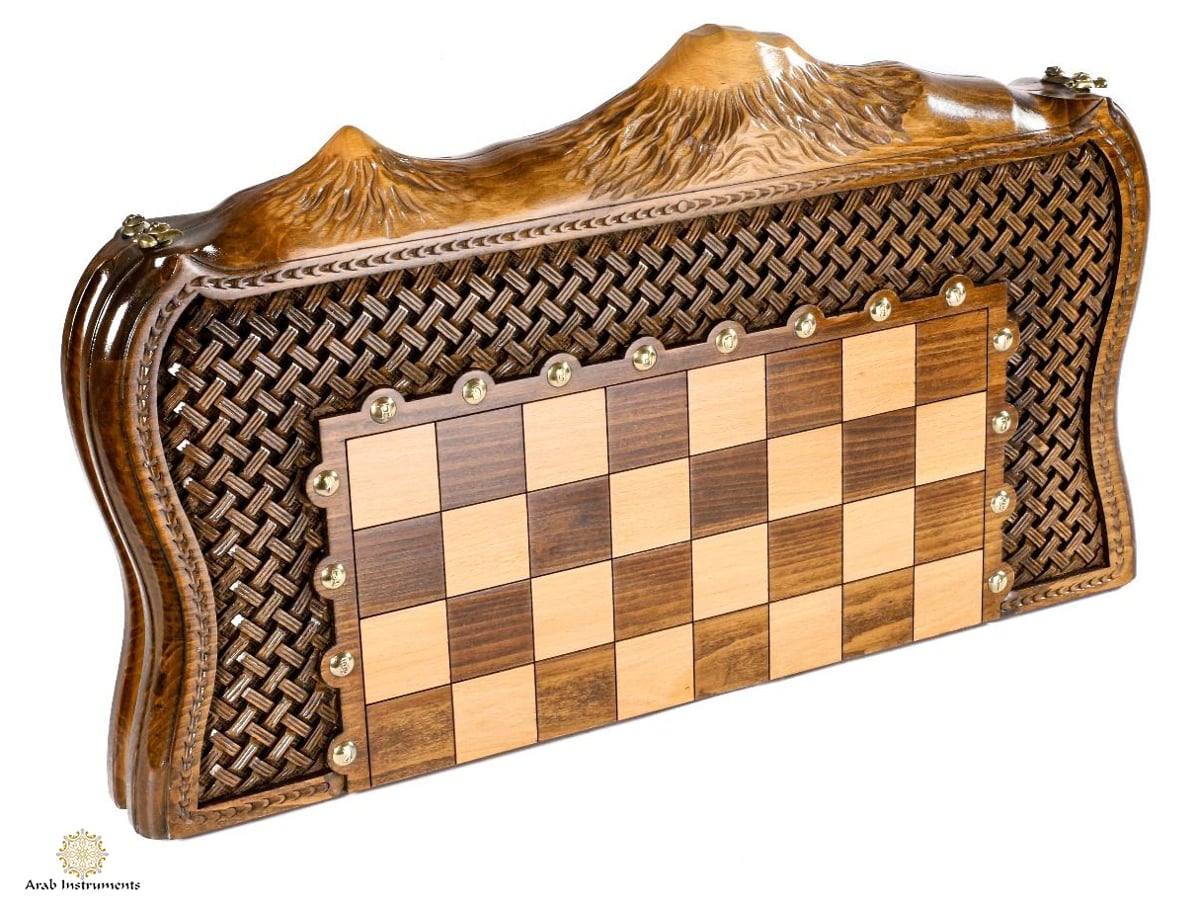 Hand Carved Luxury Chess / Backgammon Board Ornamental #AI31123