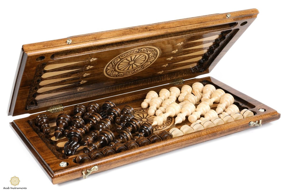 Hand Carved Premium Chess / Backgammon Ornamental Stunning Pattern #AI31214