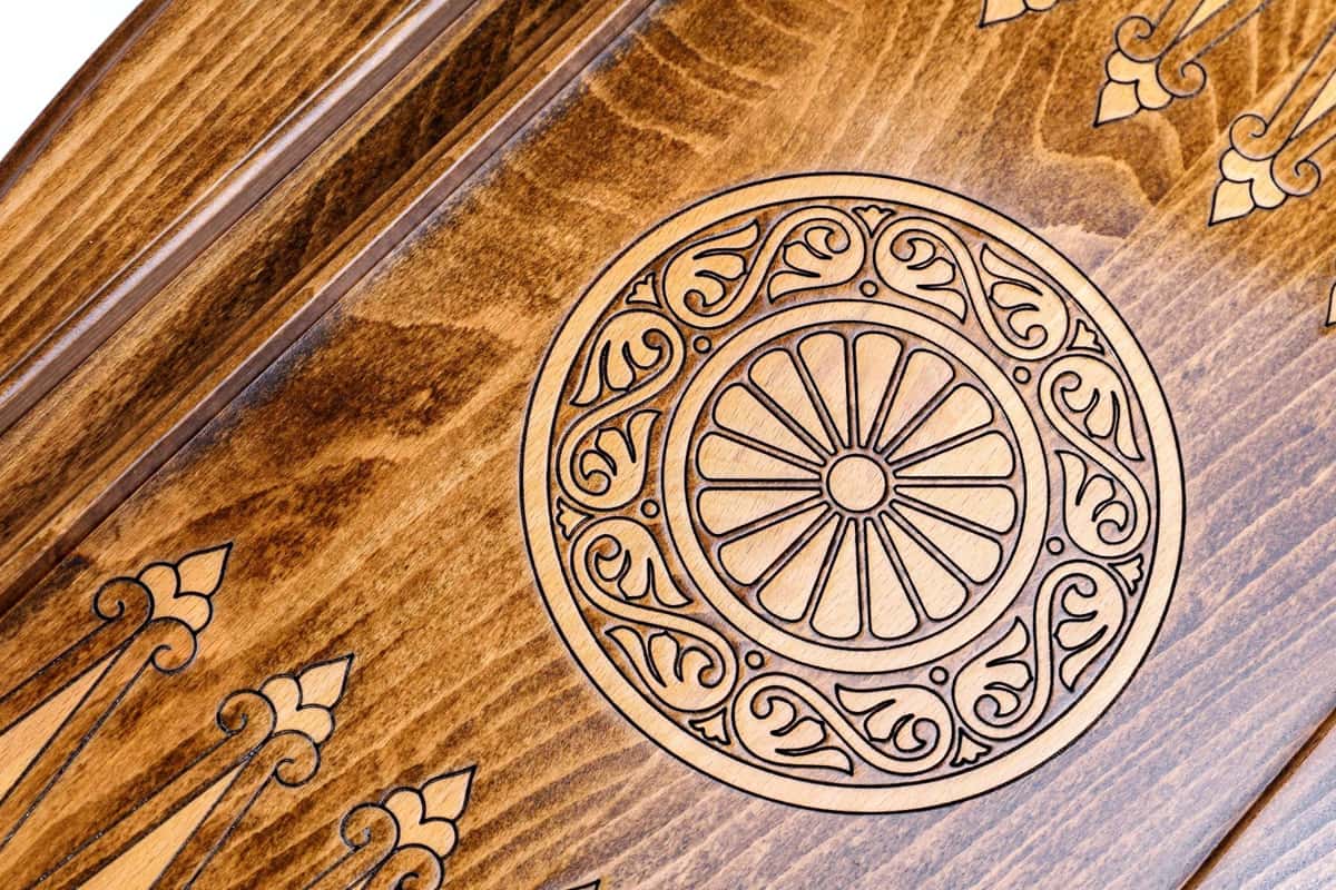 Hand Carved Premium Backgammon Arms #AI11331