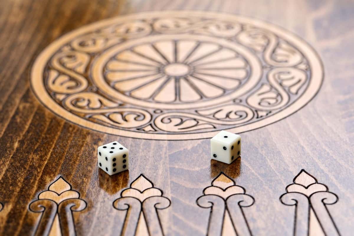 Hand Carved Premium Backgammon Arms #AI11331