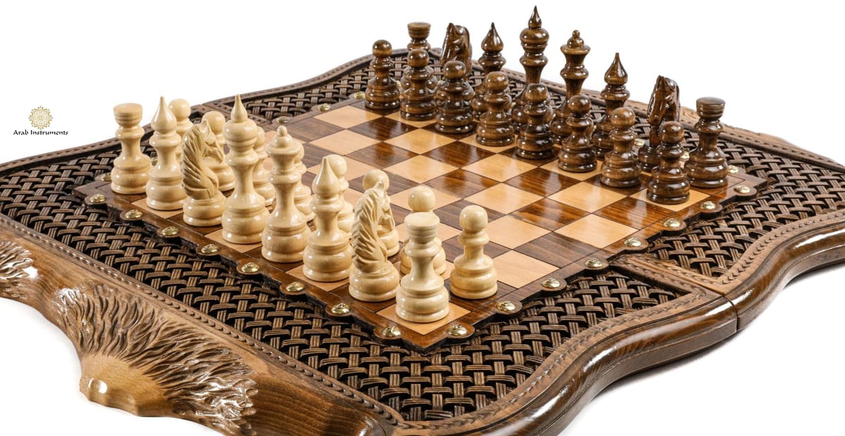 Hand Carved Luxury Chess / Backgammon Board Ornamental #AI31123