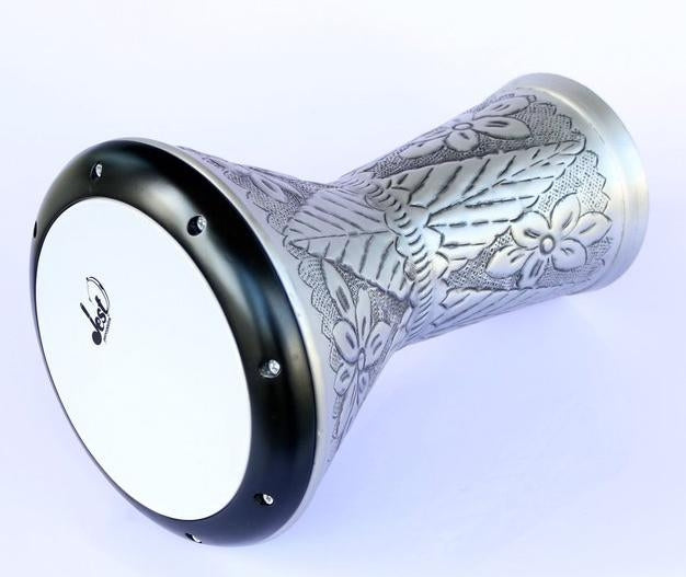 Arab Instruments Beginner Aluminum Doumbek Silver Shield 004